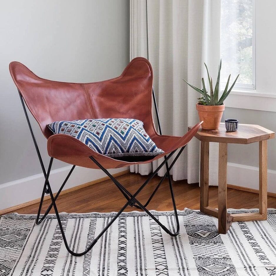 Your Living Room Deserves Leather Butterfly Chairs Stay Tuned To Know Why